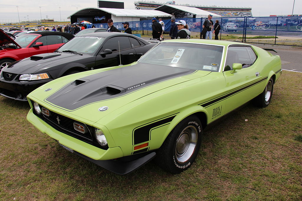 Intro Facts About the 1971 Ford Mustang Mach 1