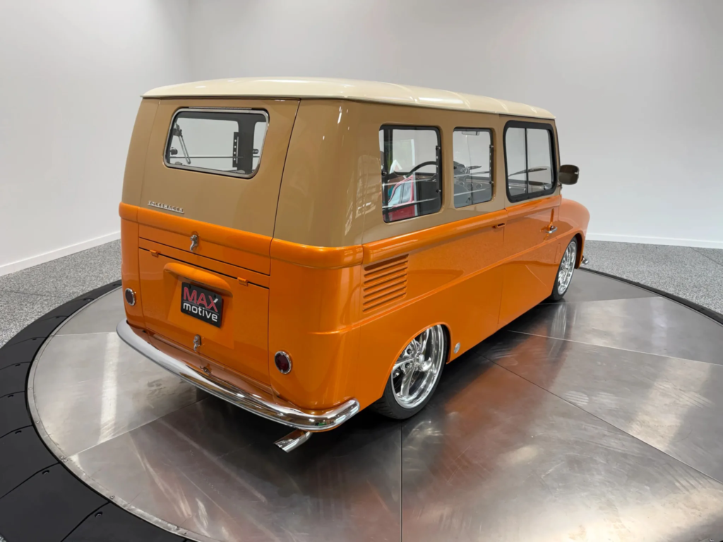 Rear quarter view of a 1972 Volkswagen Fridolin