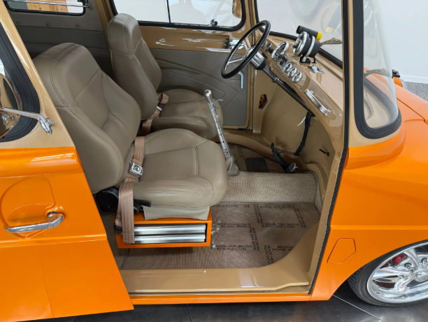 72 VW Fridolin custom Interior